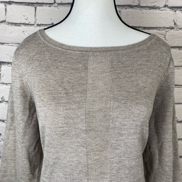 Cyrus Tan Modern Sweater with Lace size Large - Picture 2 of 10